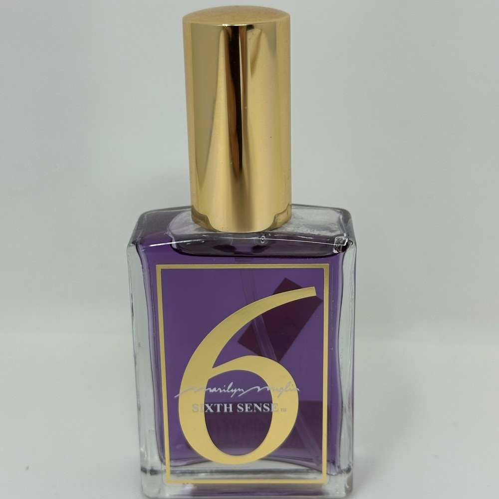 Sixth Sense M by Marilyn Miglin 1 oz Eau De Parfum Spray (unboxed) for Women D2